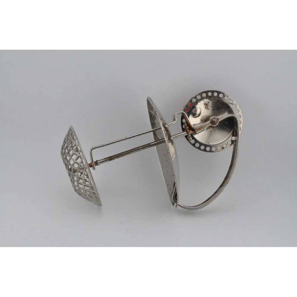 Egg Hand Mixer OS Silver‎ Fair Vintage Primitive Mesh Basket Wood Crank